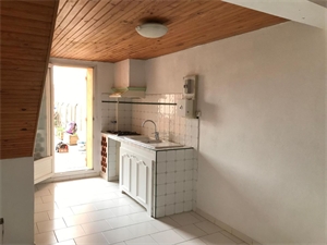 appartement à la location -   13120  GARDANNE, surface 25 m2 location appartement - APR675396